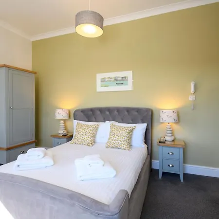 Sure Collection By Western Porth Veor Manor Newquay (Cornwall)