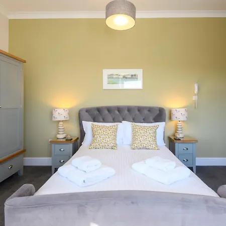 Sure Collection By Western Porth Veor Manor New Quay